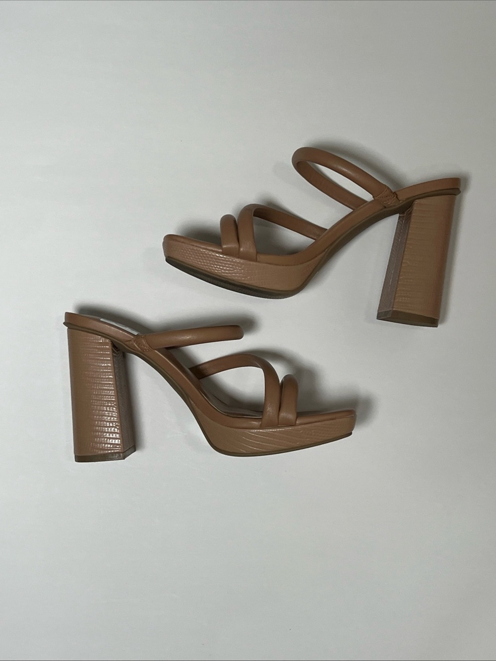 Dolce Vita Nude Block Heel Sandals Women’s 7.5 Square Toe Minimalist Strappy - Picture 2 of 7